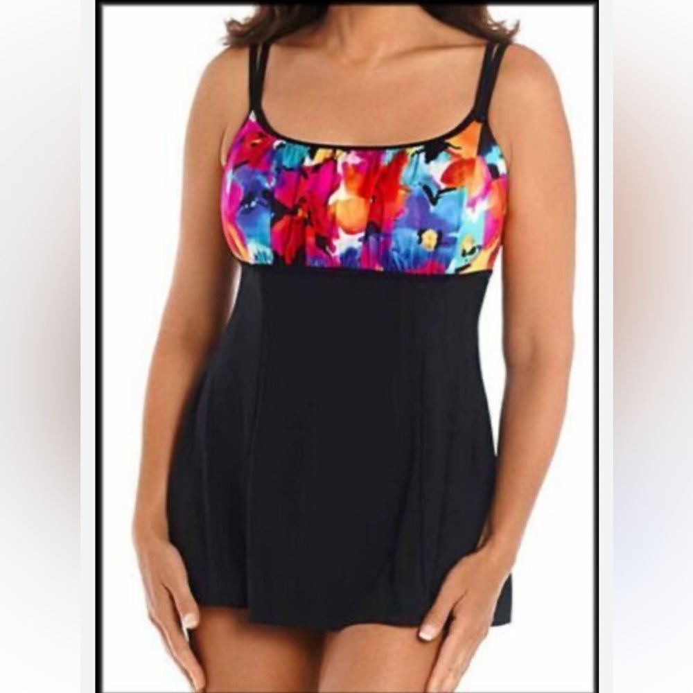 Studio Works black swimsuit with pretty tropical design up top. Skirted bottom.